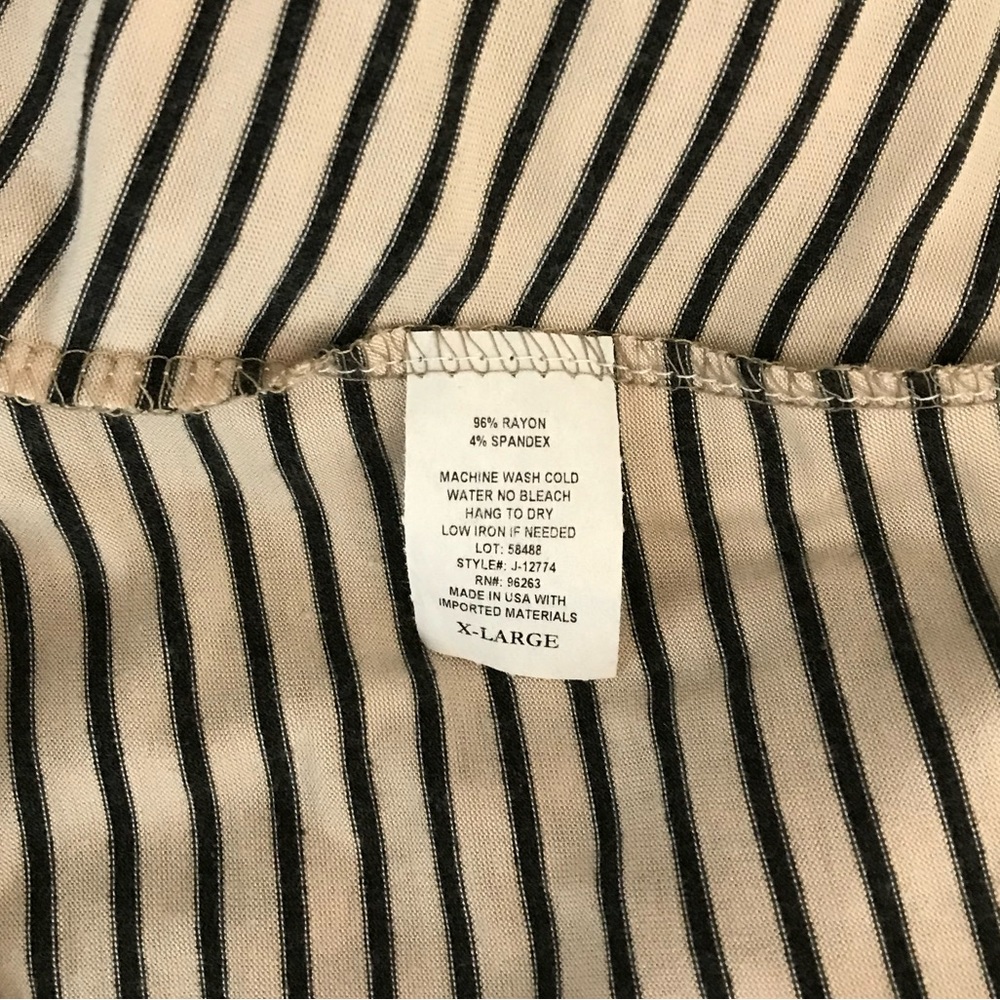 🔴 4/$15 Forever Rose striped ss dress with attached necklace in size Jrs XL NWT - Picture 10 of 11